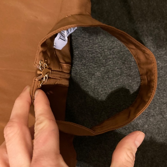 NWT Deep V Neck Top - Picture 8 of 8